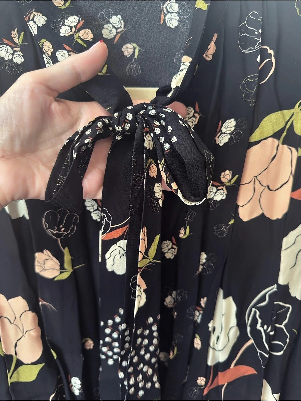 REISS Kennedy Floral-Print Tie-Neck Blouse Black & Peach Sz US 4 - Picture 5 of 8